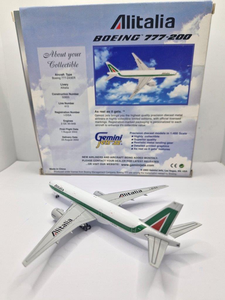 Gemini Jets 1:400 Alitalia I-DISA Boeing 777-200 - Bedfordshire