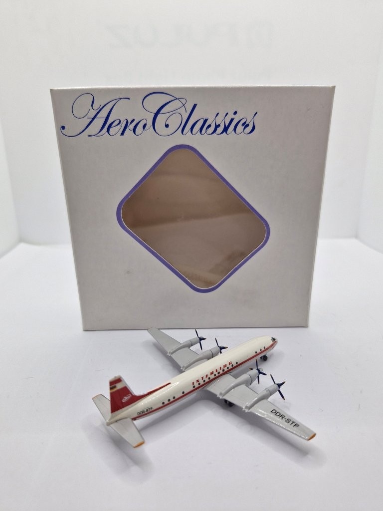 Aeroclassics 1:400 Interflug DDR-STP Ilyushin IL-18 - Image 2