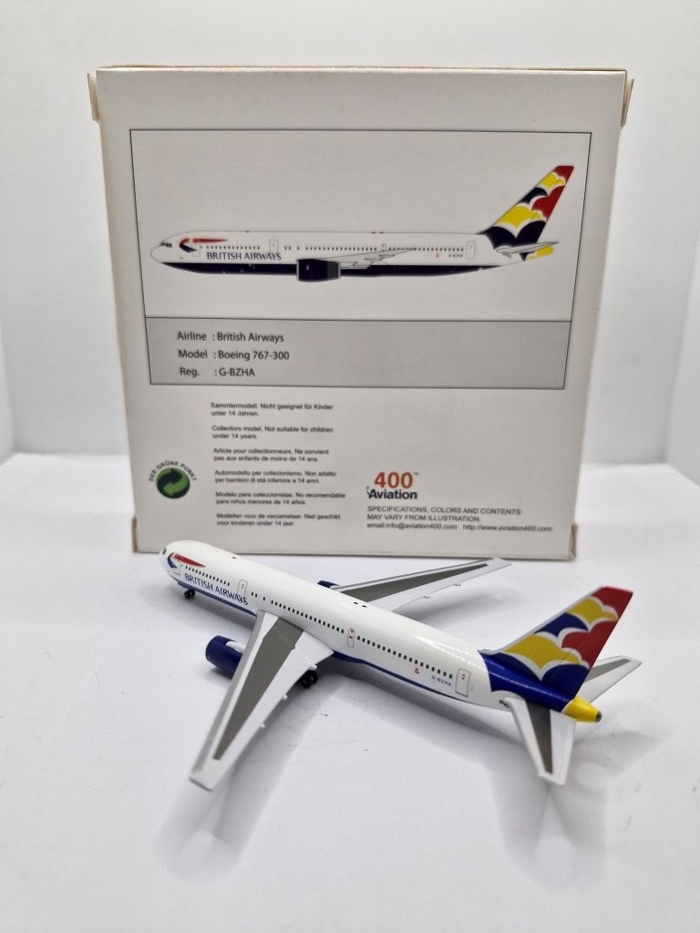 Aviation 400 1:400 British Airways G-BZHA Boeing 767-300 - Image 4