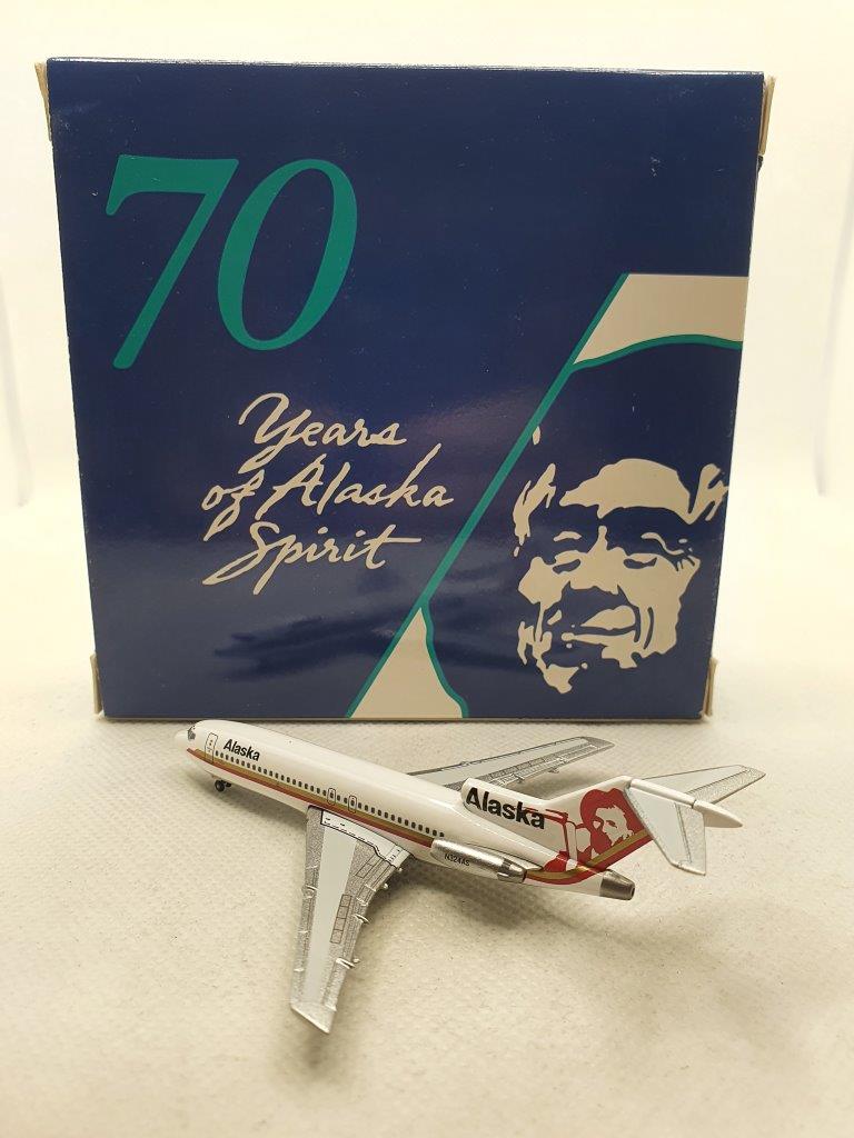 Aeroclassics 1:400 Alaska Airlines N324AS Boeing 727-100 - Image 4