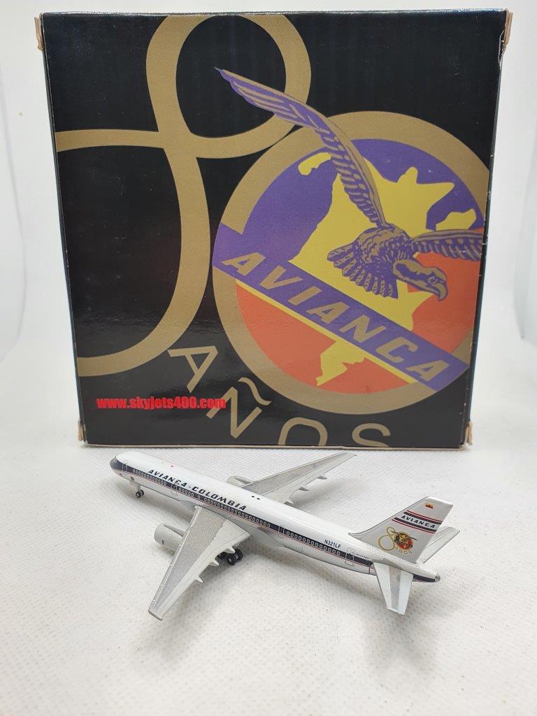 Gemini Jets 1:400 Avianca N321LF Boeing 757-200 - Bedfordshire