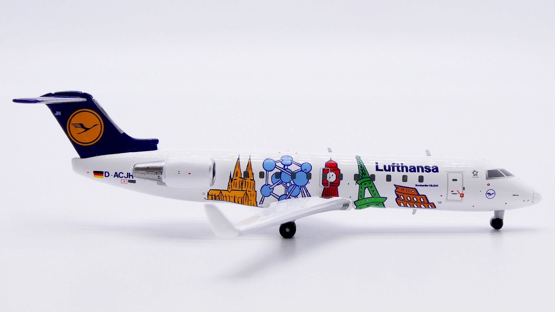 JC Wings 1:400 Lufthansa Cityline D-ACJH Canadair CRJ-200 - Image 2