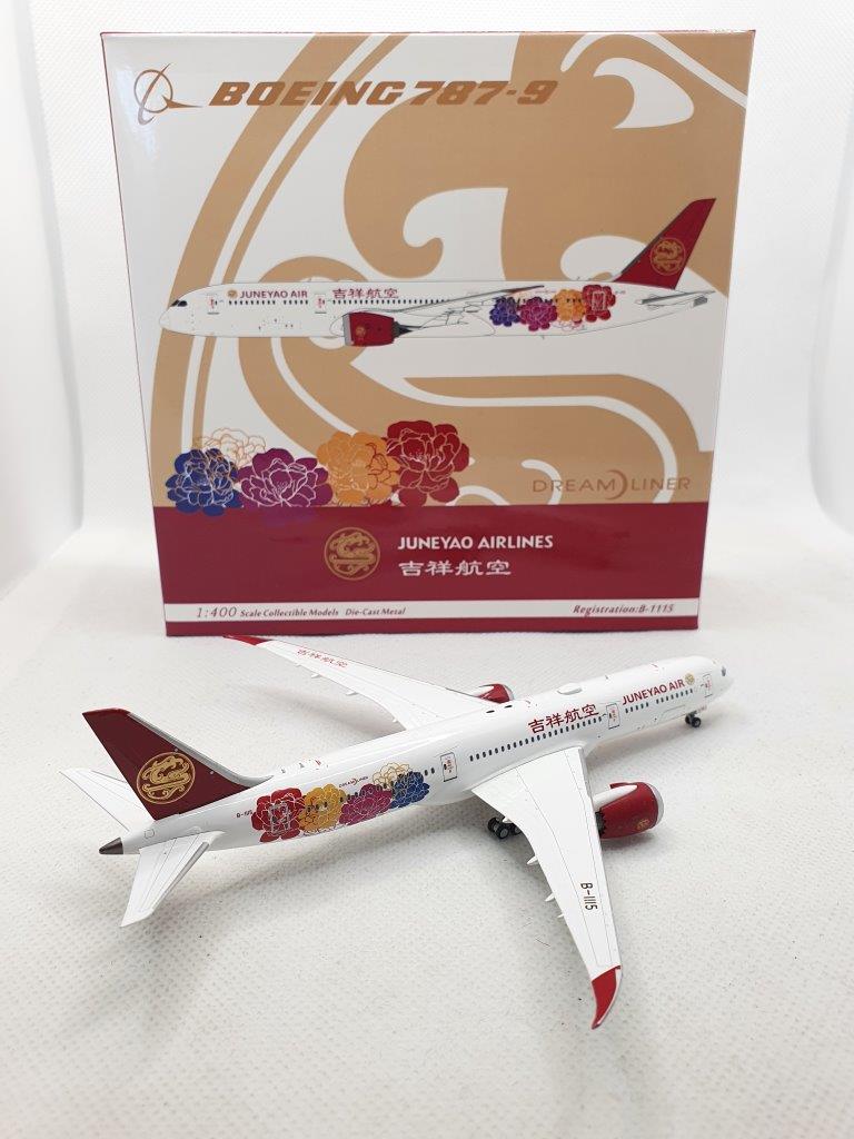 NG Models 1:400 Juneyao Airlines B-1115 Boeing 787-9 - Image 2