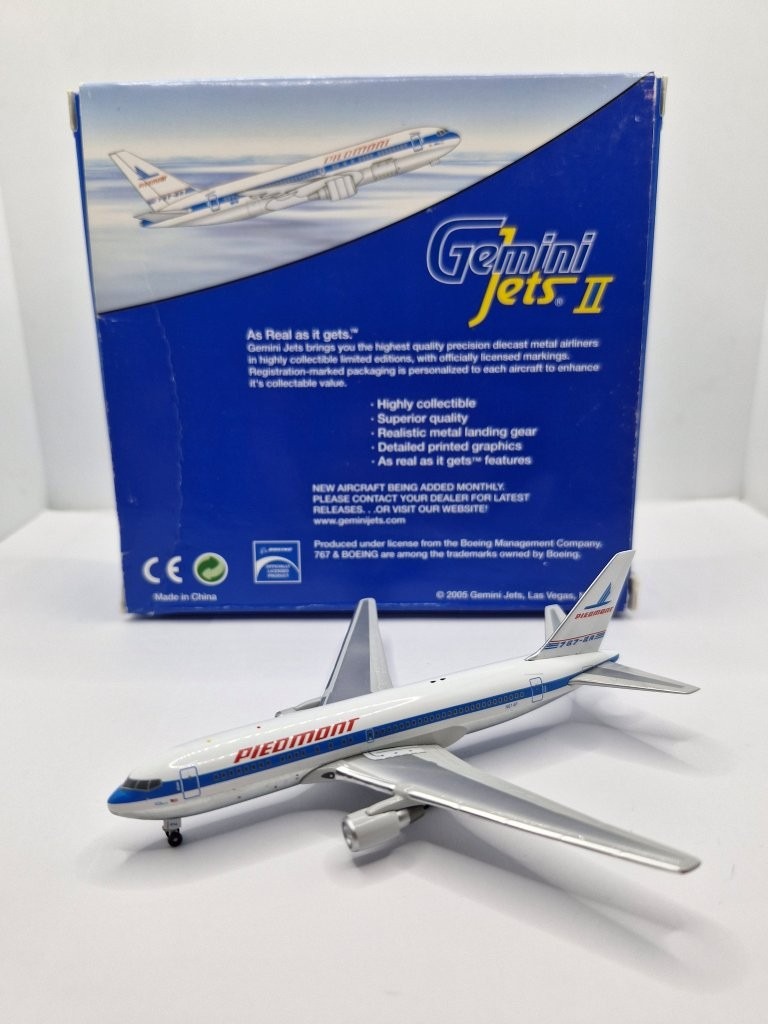 Gemini Jets 1:400 Piedmont Airlines N614P Boeing 767-200 - Image 3