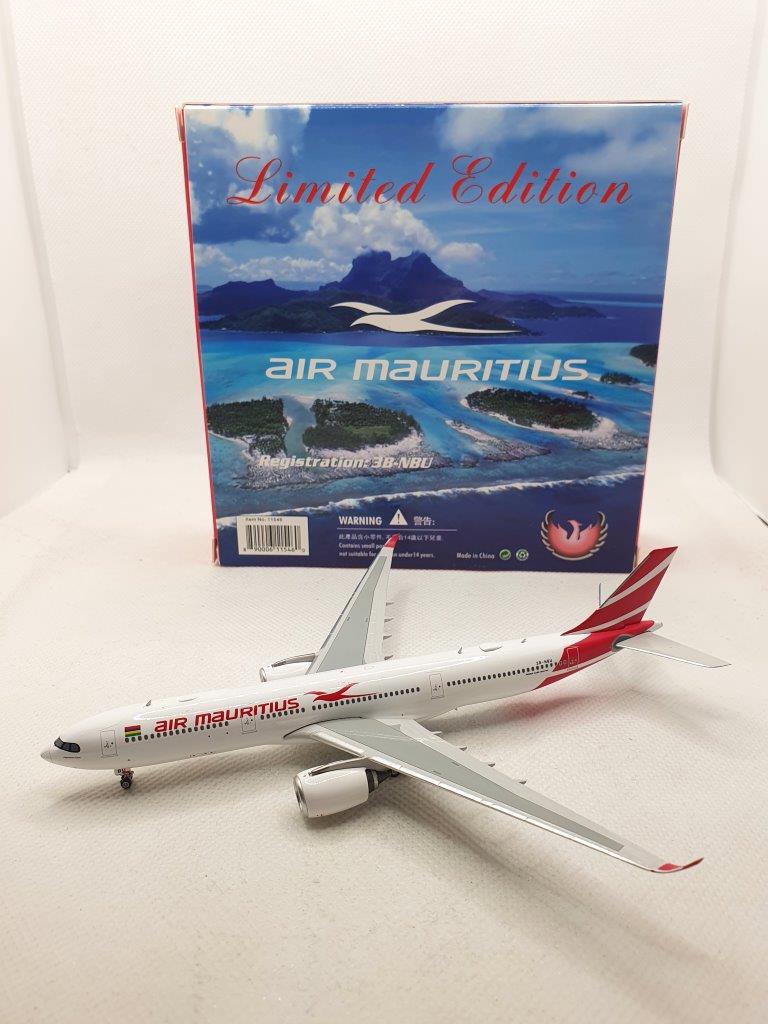 Phoenix 1:400 Air Mauritius 3B-NBU Airbus A330-900 Neo - Image 3