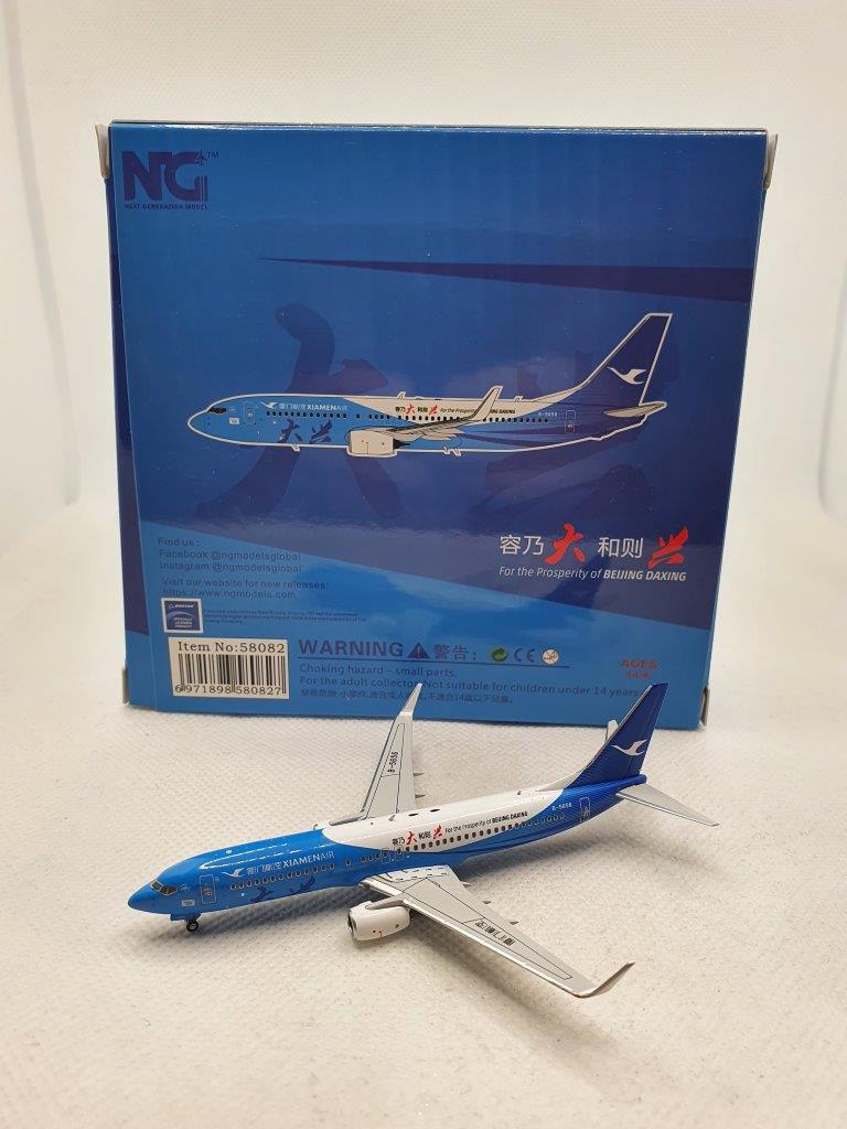 NG Models 1:400 Xiamen Airlines B-5656 Boeing 737-800W - Image 3