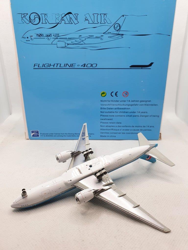 JC Wings 1:400 Korean Air HL7530 Boeing 777-200 - Image 5