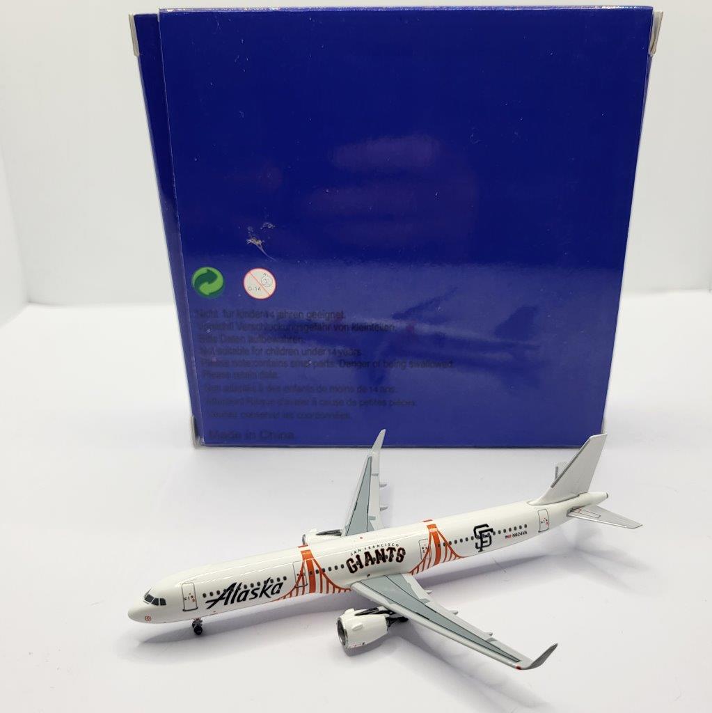 Aeroclassics 1:400 Alaska Airlines N924VA Airbus A321-200 SL - Image 3