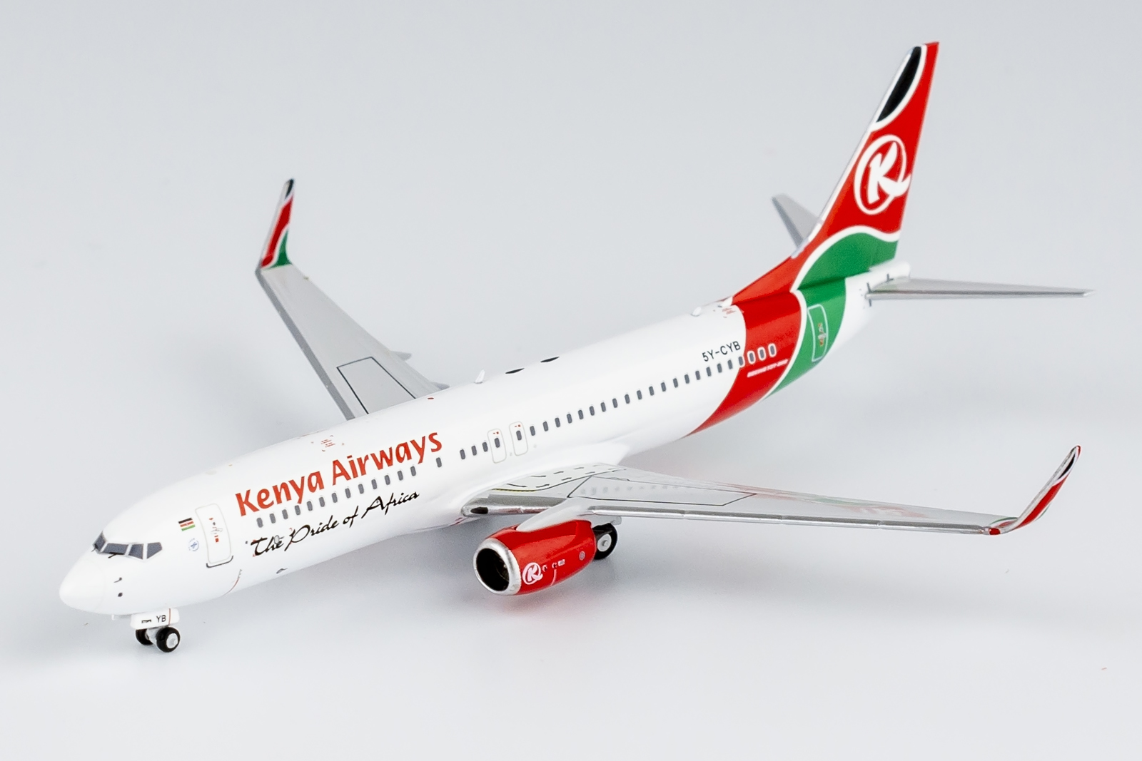 NG Models 1:400 Kenya Airways 5Y-CYB Boeing 737-800W - Image 5