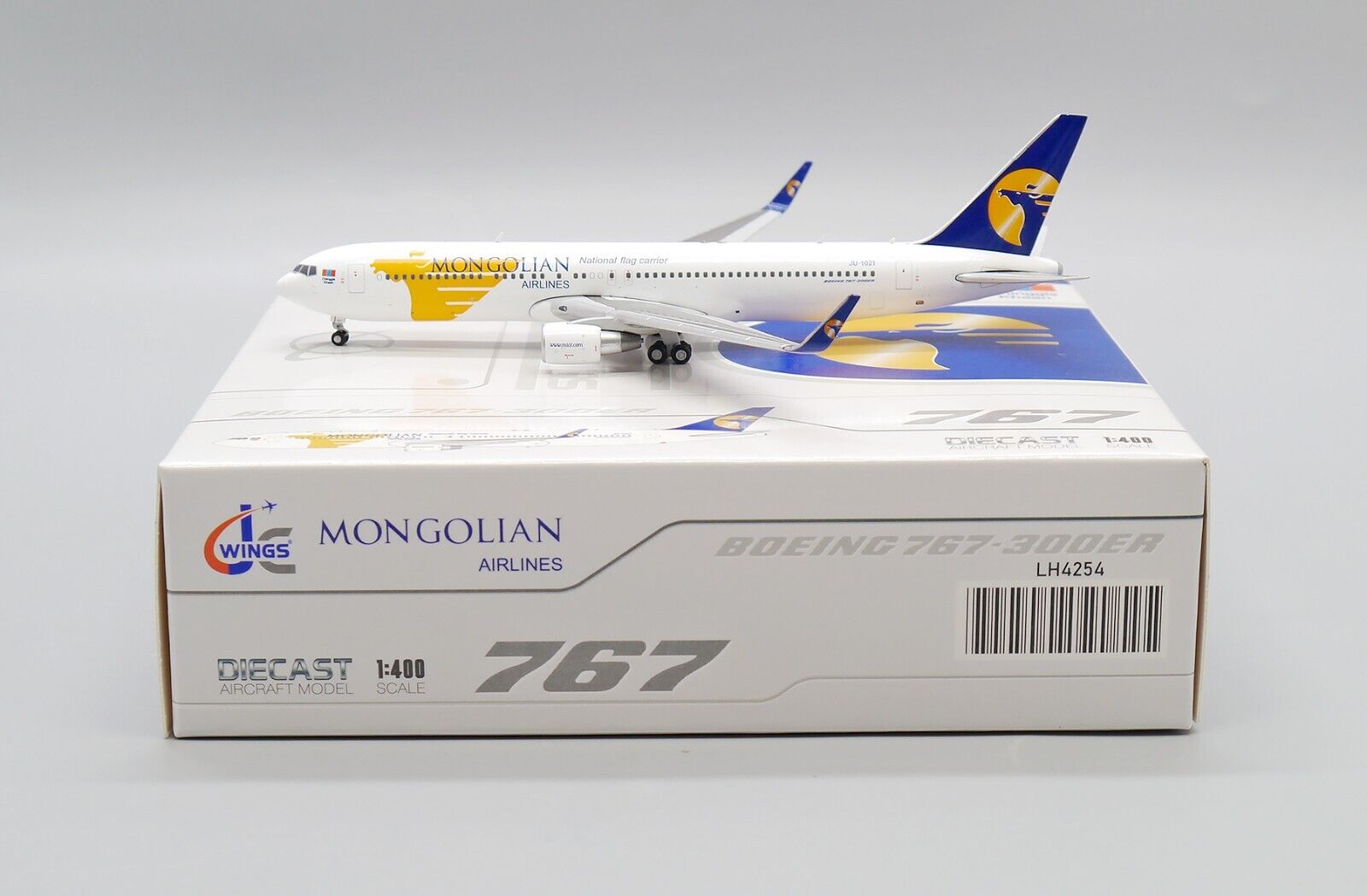 JC Wings 1:400 MIAT Mongolian Airlines JU-1021 Boeing 767-300W