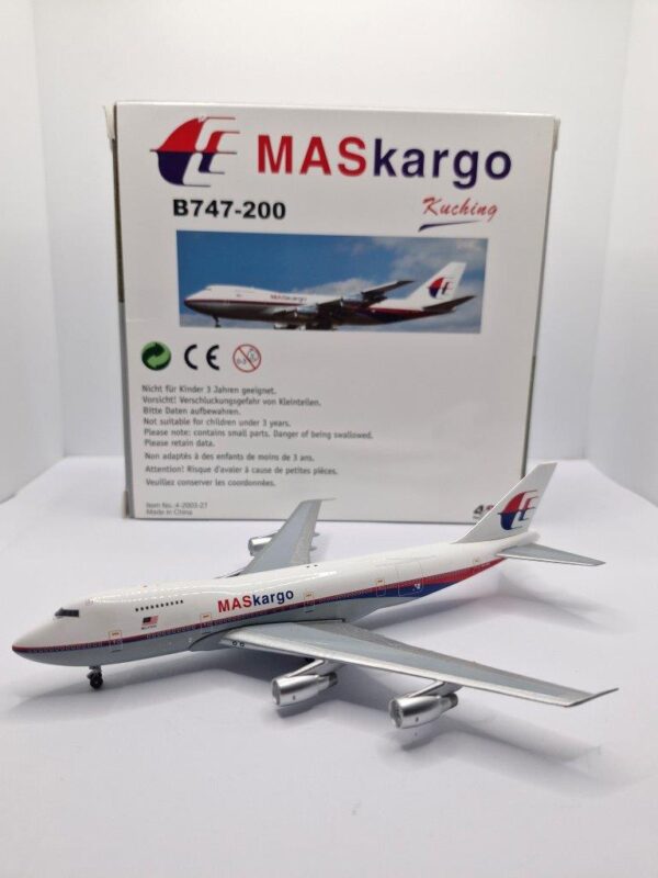 BigBird 400 1:400 Malaysia Airlines / MAS Kargo 9M-MHJ Boeing 747