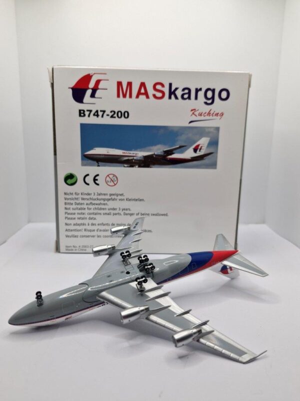 BigBird 400 1:400 Malaysia Airlines / MAS Kargo 9M-MHJ Boeing 747