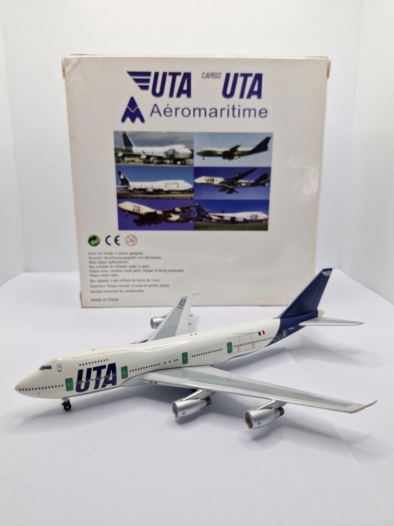 1/400 B747-200 ビックバード ニッポンカーゴ NCA 旧塗装 公式]TOY