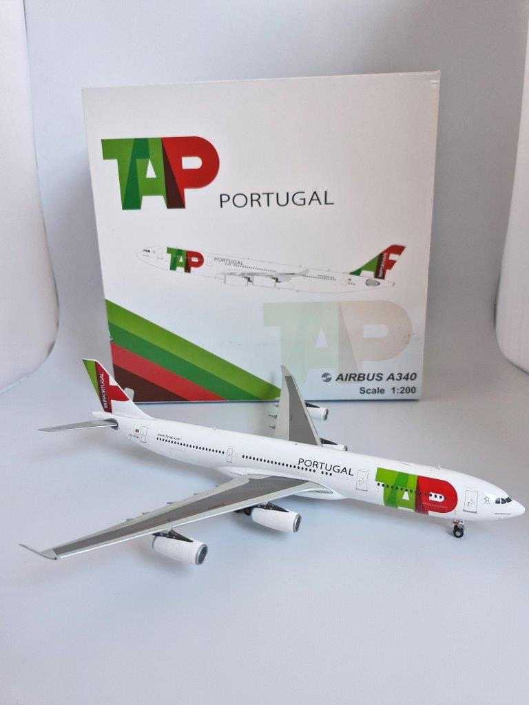 JC Wings 1:200 TAP Air Portugal CS-TOA Airbus A340-300