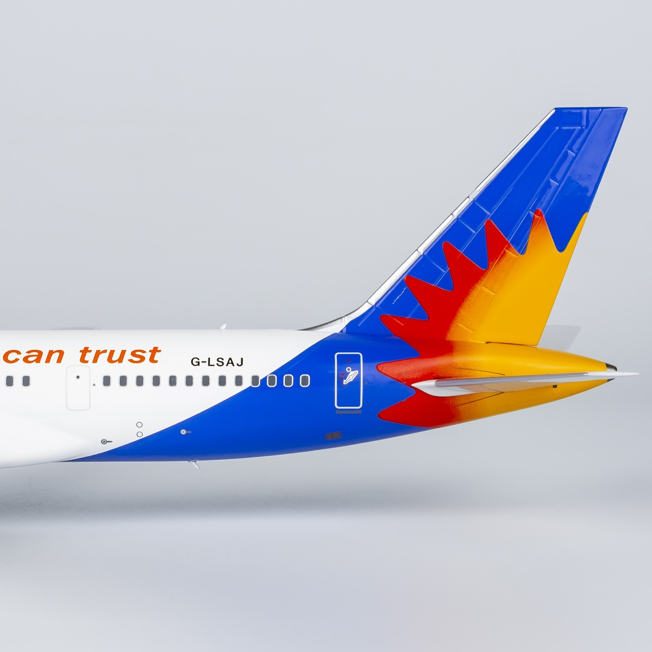 NG Models 1:200 Jet2 Holidays G-LSAJ Boeing 757-200 - Image 4