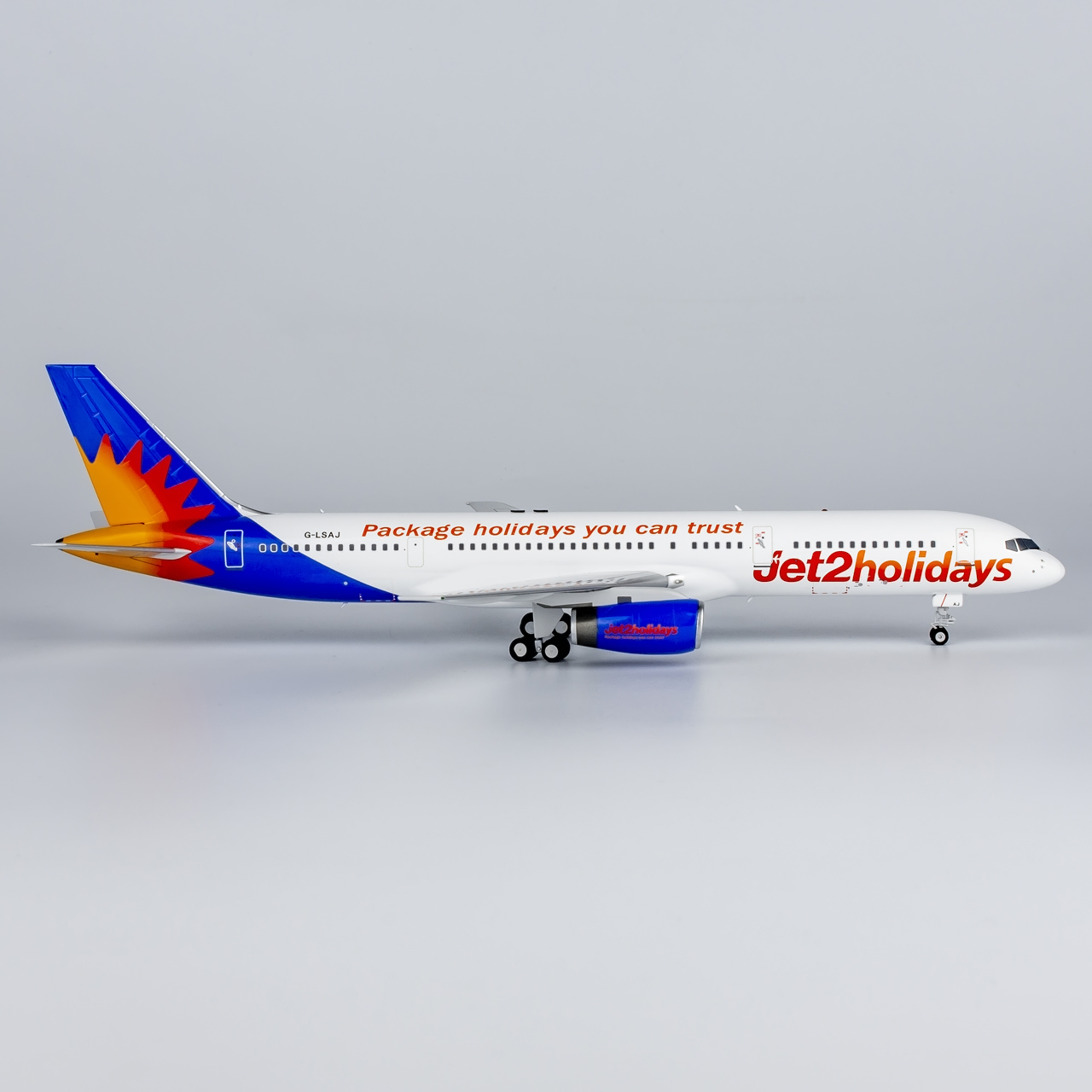 NG Models 1:200 Jet2 Holidays G-LSAJ Boeing 757-200 - Image 6