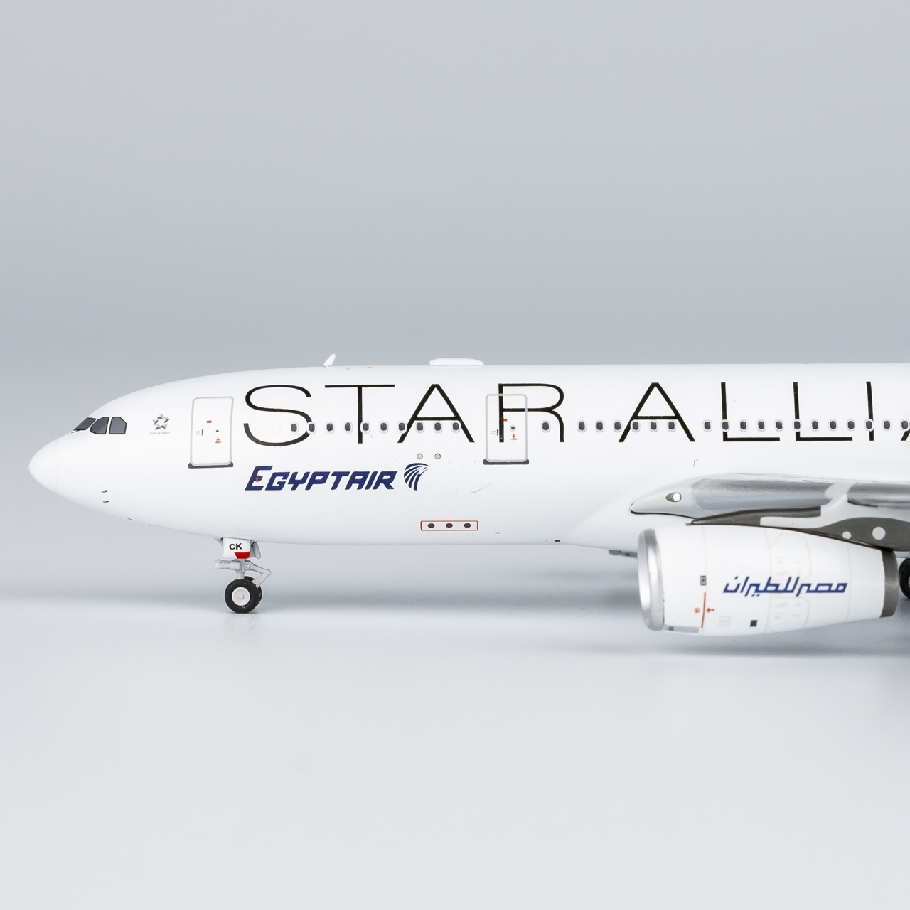 NG Models 1:400 Egyptair SU-GCK Airbus A330-200 - Image 3