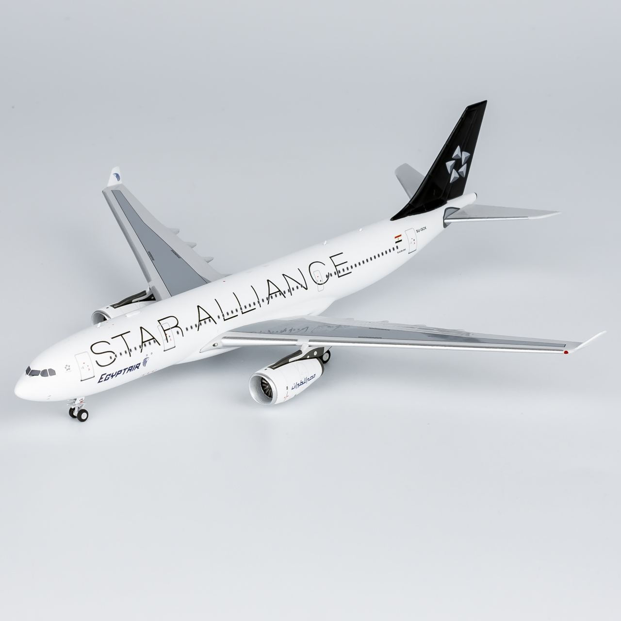 NG Models 1:400 Egyptair SU-GCK Airbus A330-200 - Image 5