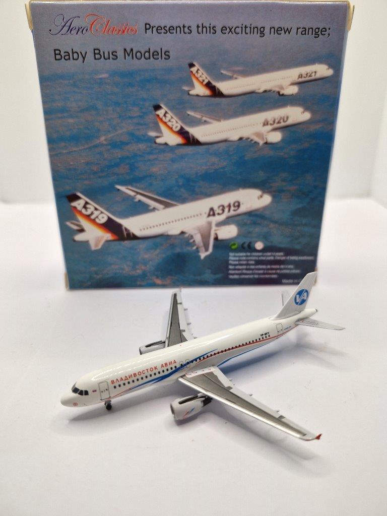 Aeroclassics 1:400 Vladivostok Air VP-BFY Airbus A320-200 - Image 3