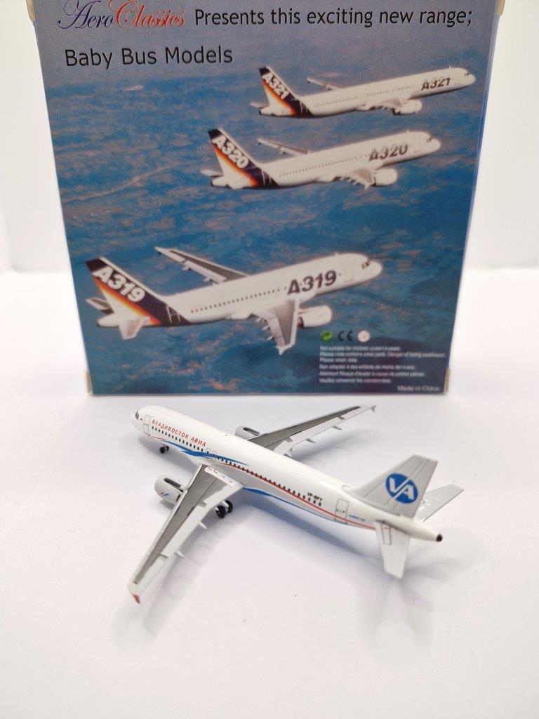 Aeroclassics 1:400 Vladivostok Air VP-BFY Airbus A320-200 - Image 4