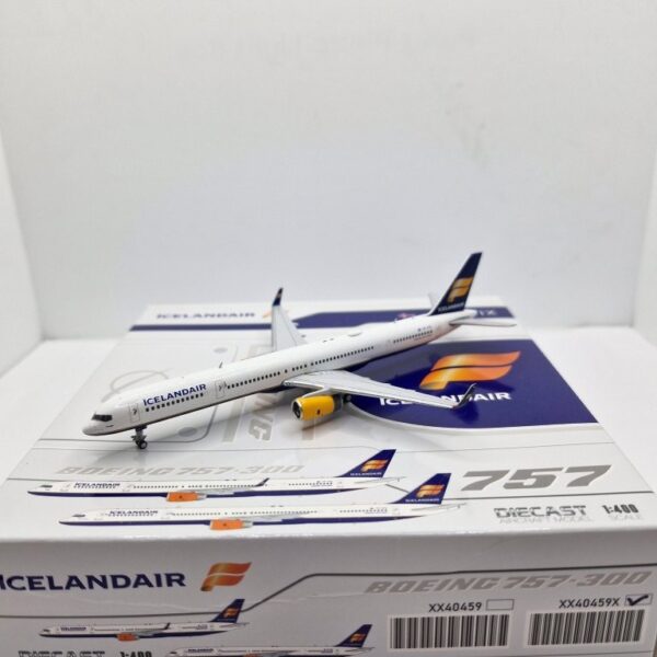 JC Wings 1:400 Icelandair TF-FIX Boeing 757-300W