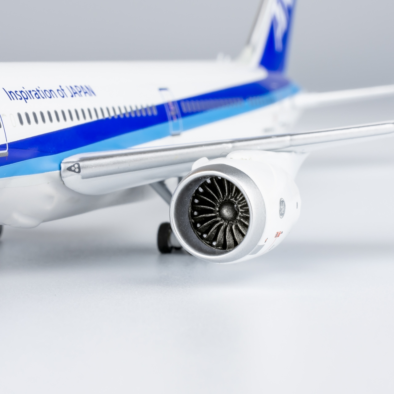 NG Models 1:400 ANA All Nippon Airways JA983A Boeing 787-10