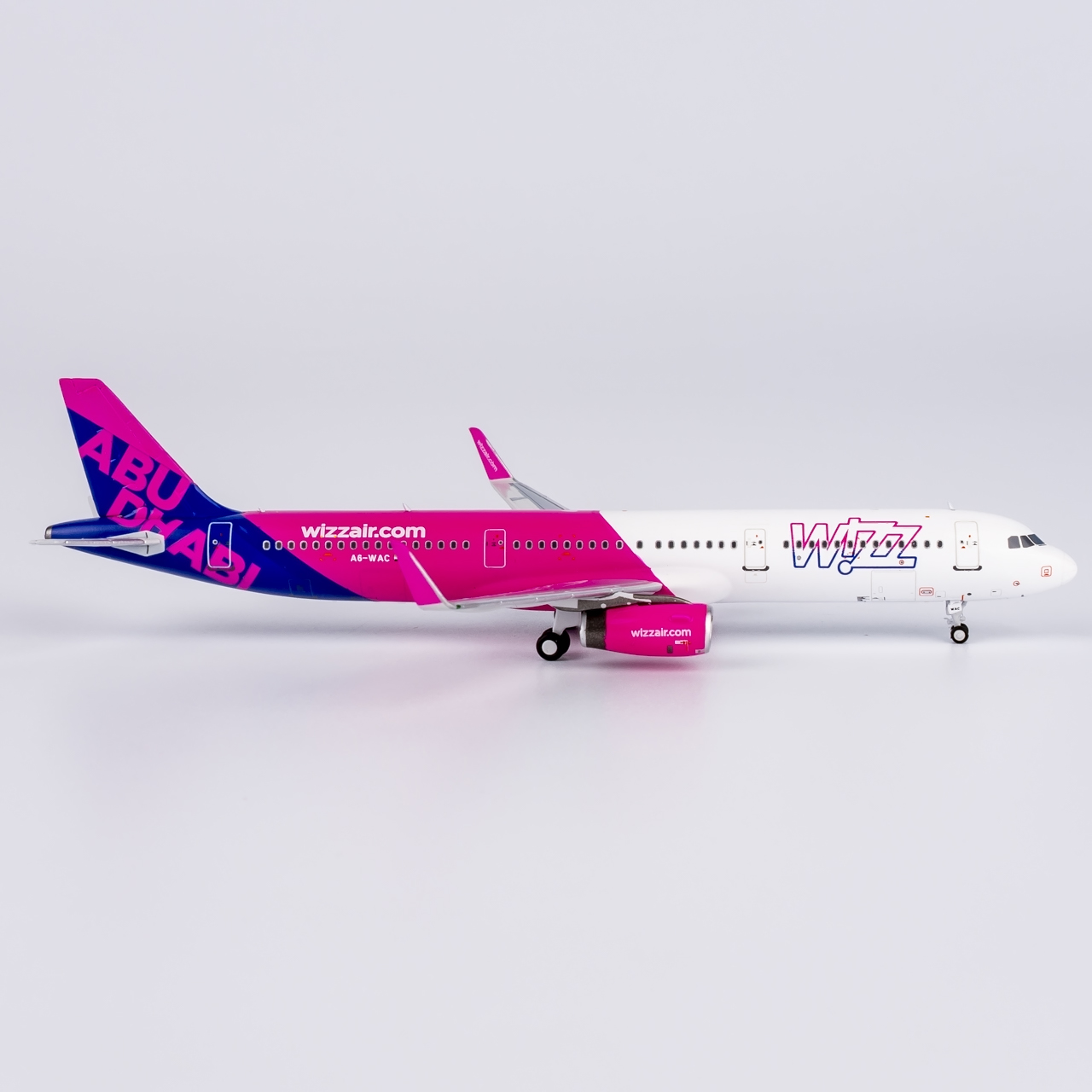 NG Models 1:400 Wizz Air Abu Dhabi A6-WAC Airbus A321-Neo - Image 6
