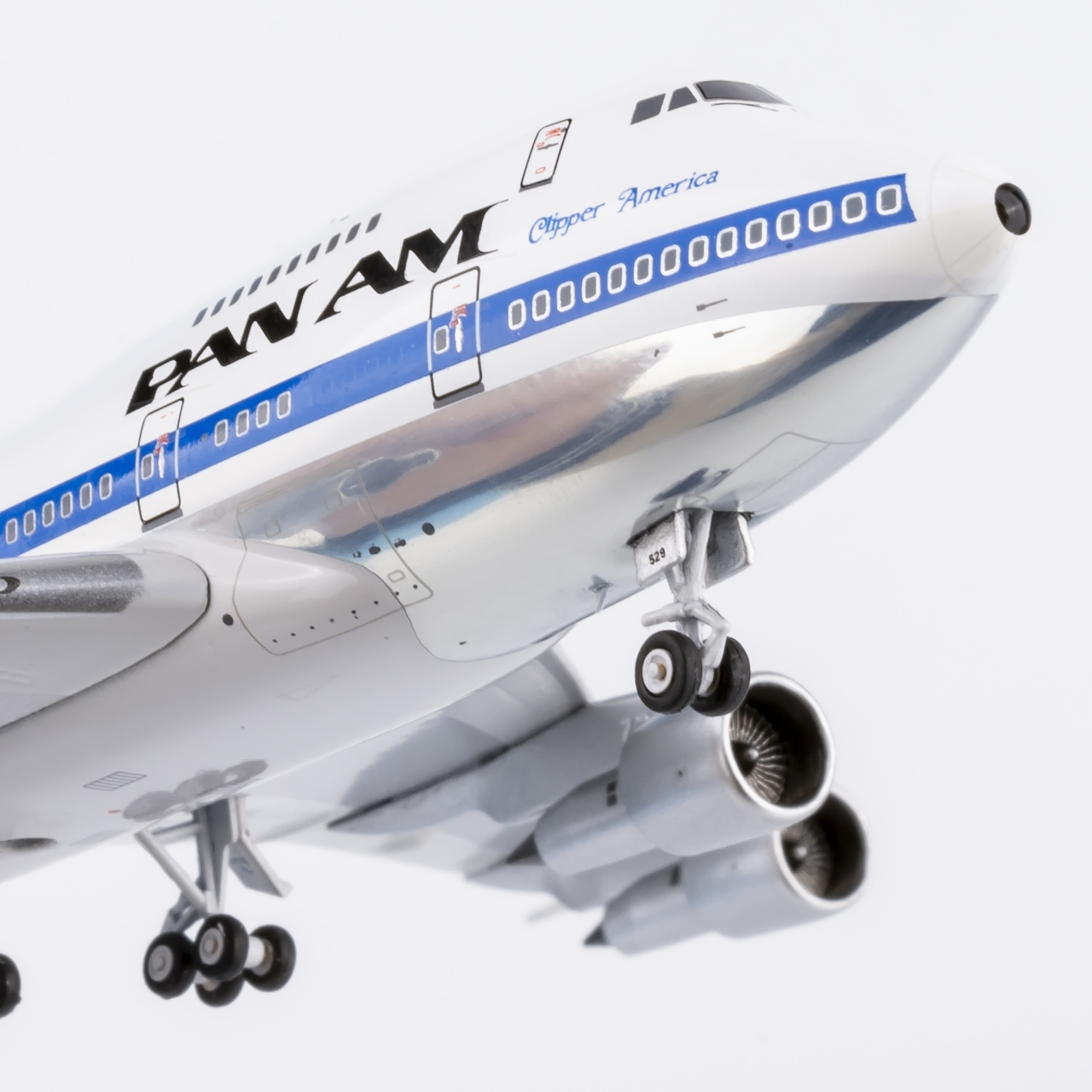 NG Models 1:400 Pan American World Airways N529PA Boeing 747-SP - Image 8