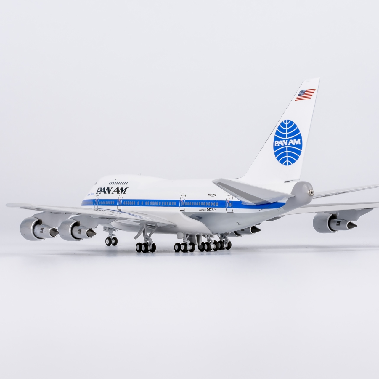 NG Models 1:400 Pan American World Airways N529PA Boeing 747-SP - Image 9