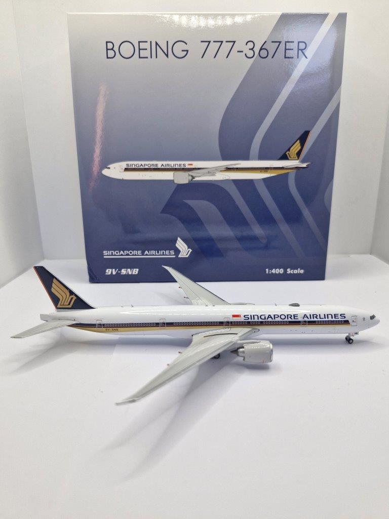 Phoenix 1:400 Singapore Airlines 9V-SNB Boeing 777-300