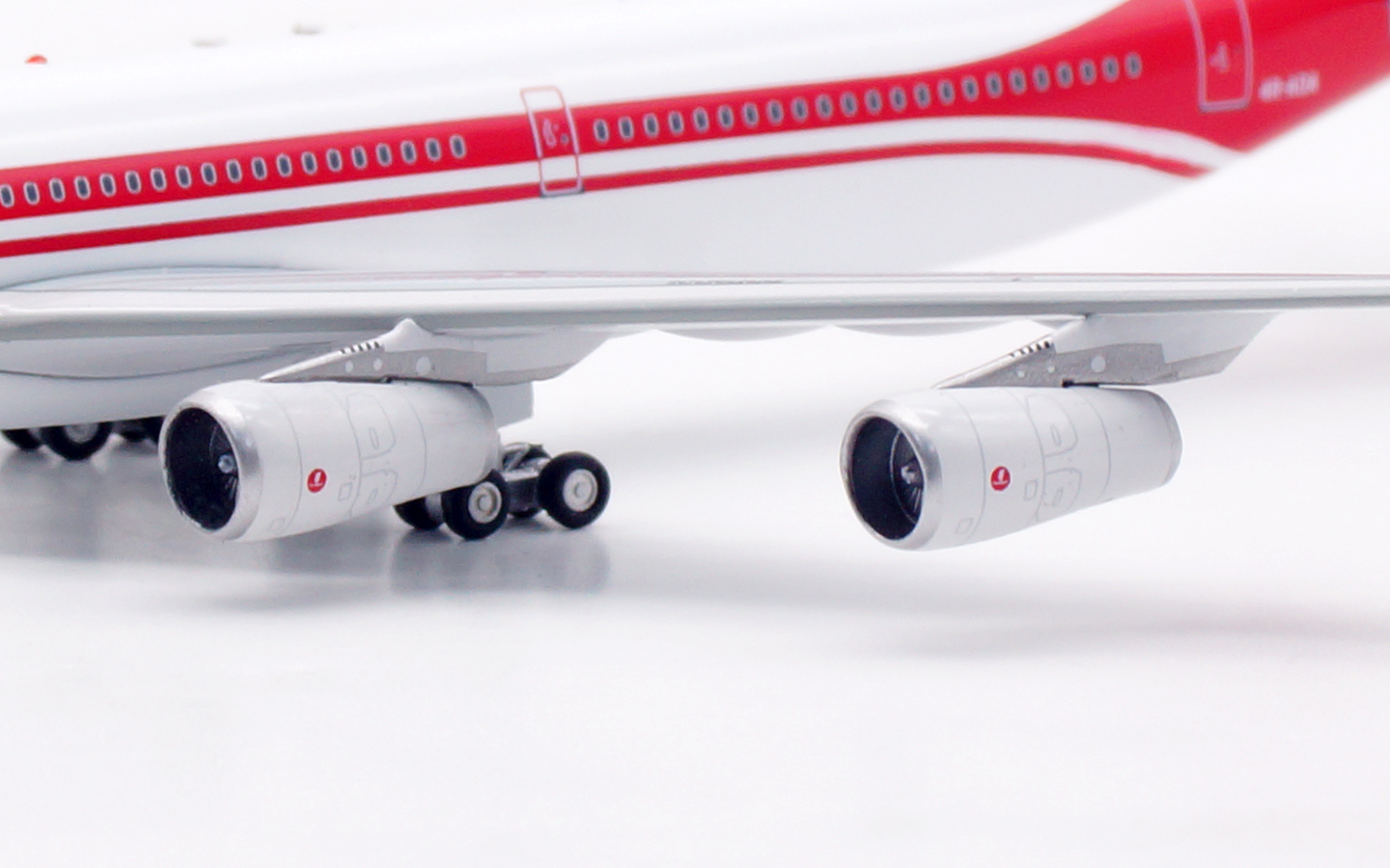 Aviation 400 1:400 Air Lanka 4R-ADA Airbus A340-300 - Image 13