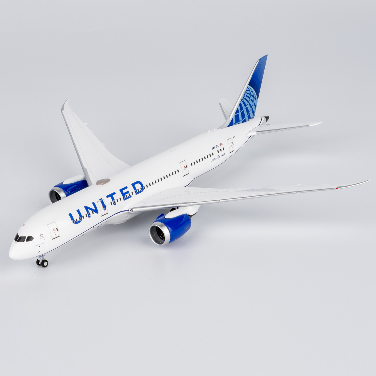 NG Models 1:400 United Airlines N45905 Boeing 787-8 - Image 5
