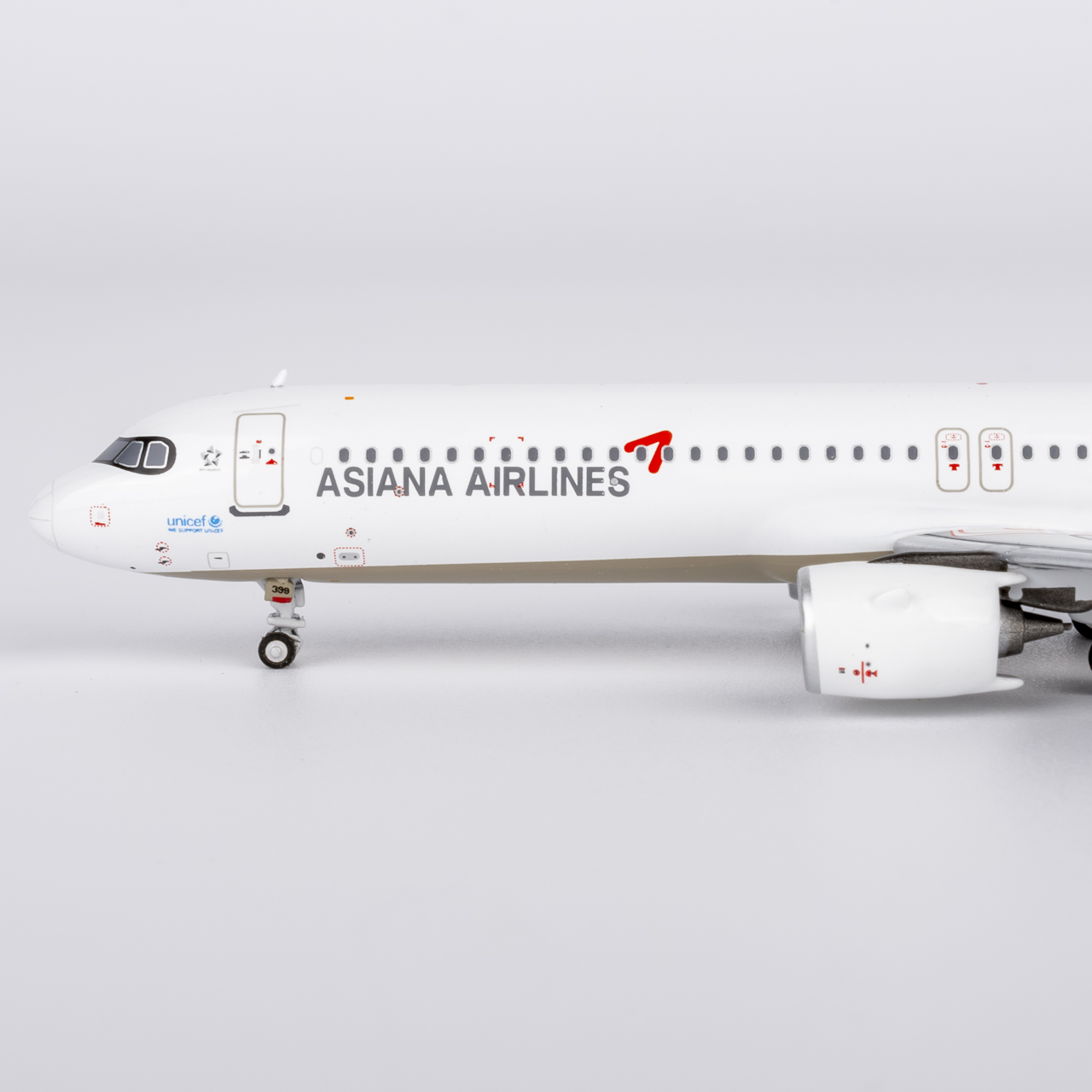 NG Models 1:400 Asiana Airlines HL8399 Airbus A321-Neo - Image 3