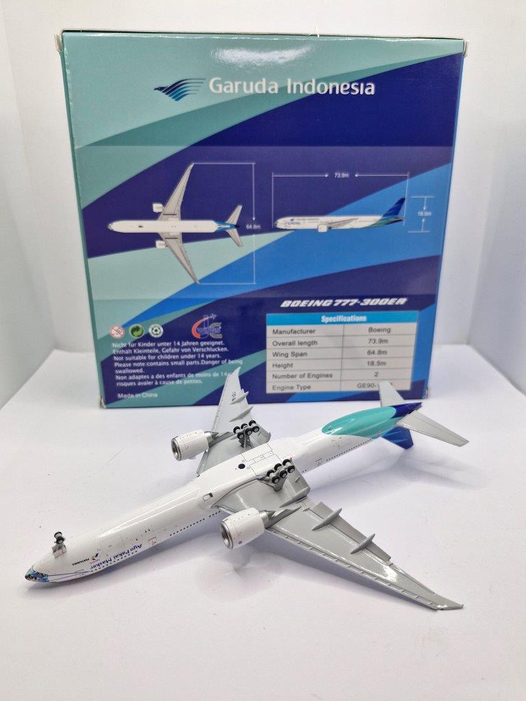 JC Wings 1:400 Garuda Indonesia PK-GIJ Boeing 777-300