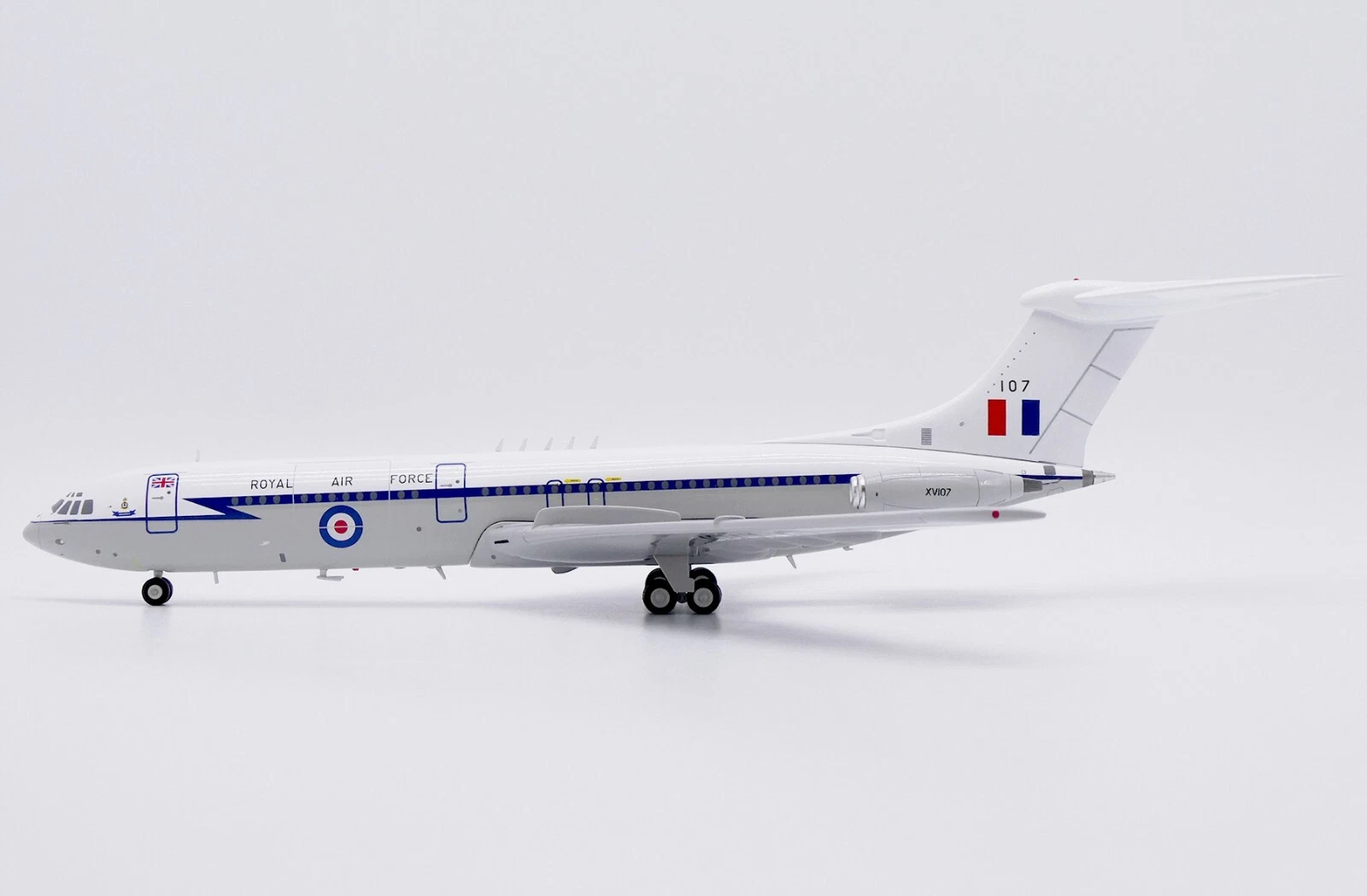 JC Wings 1:200 Royal Air Force XV107 Vickers VC-10 C1K - Image 2