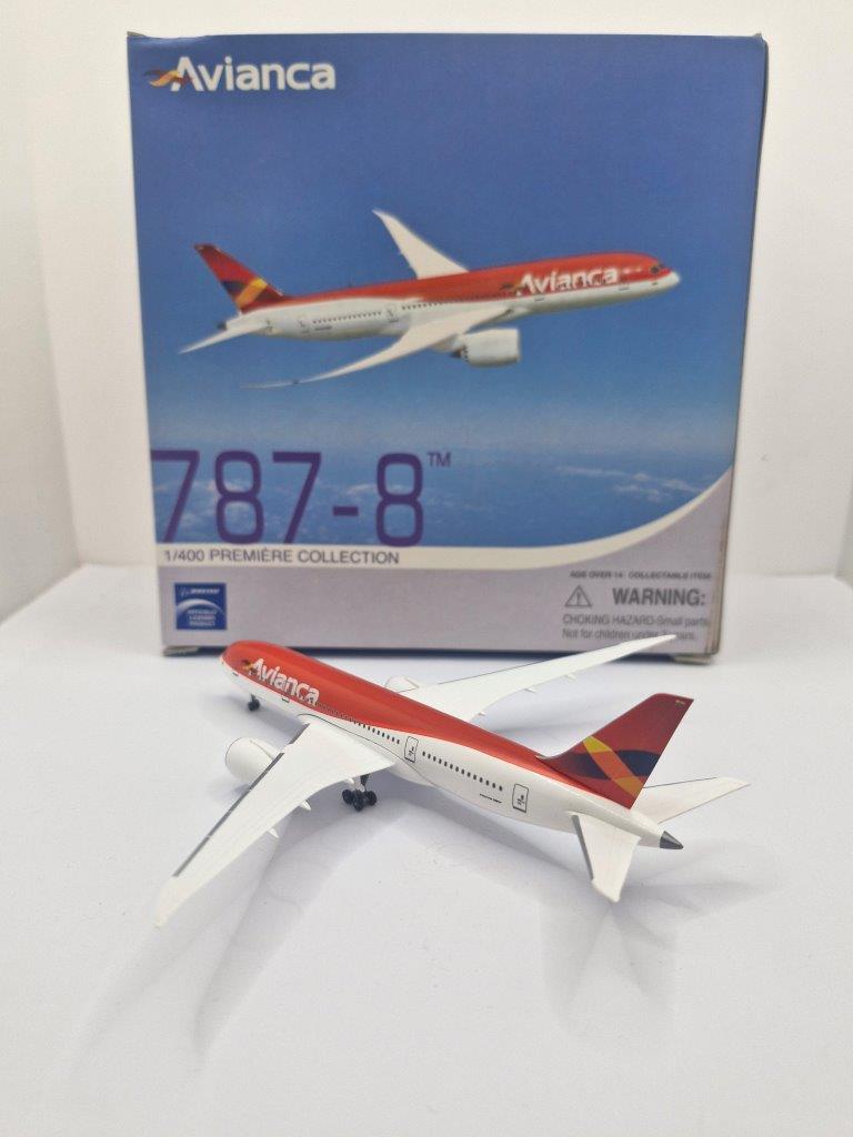 Dragon Wings 1:400 Avianca (no registration) Boeing 787-8