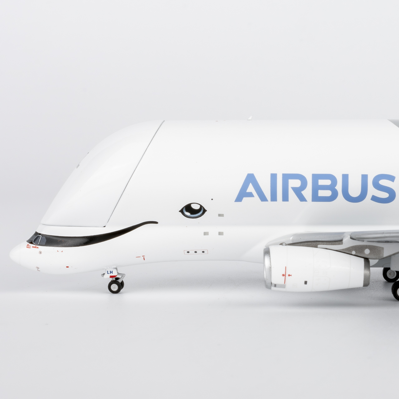 NG Models 1:400 Airbus Transport International F-GXLH Airbus A330-700 - Image 3
