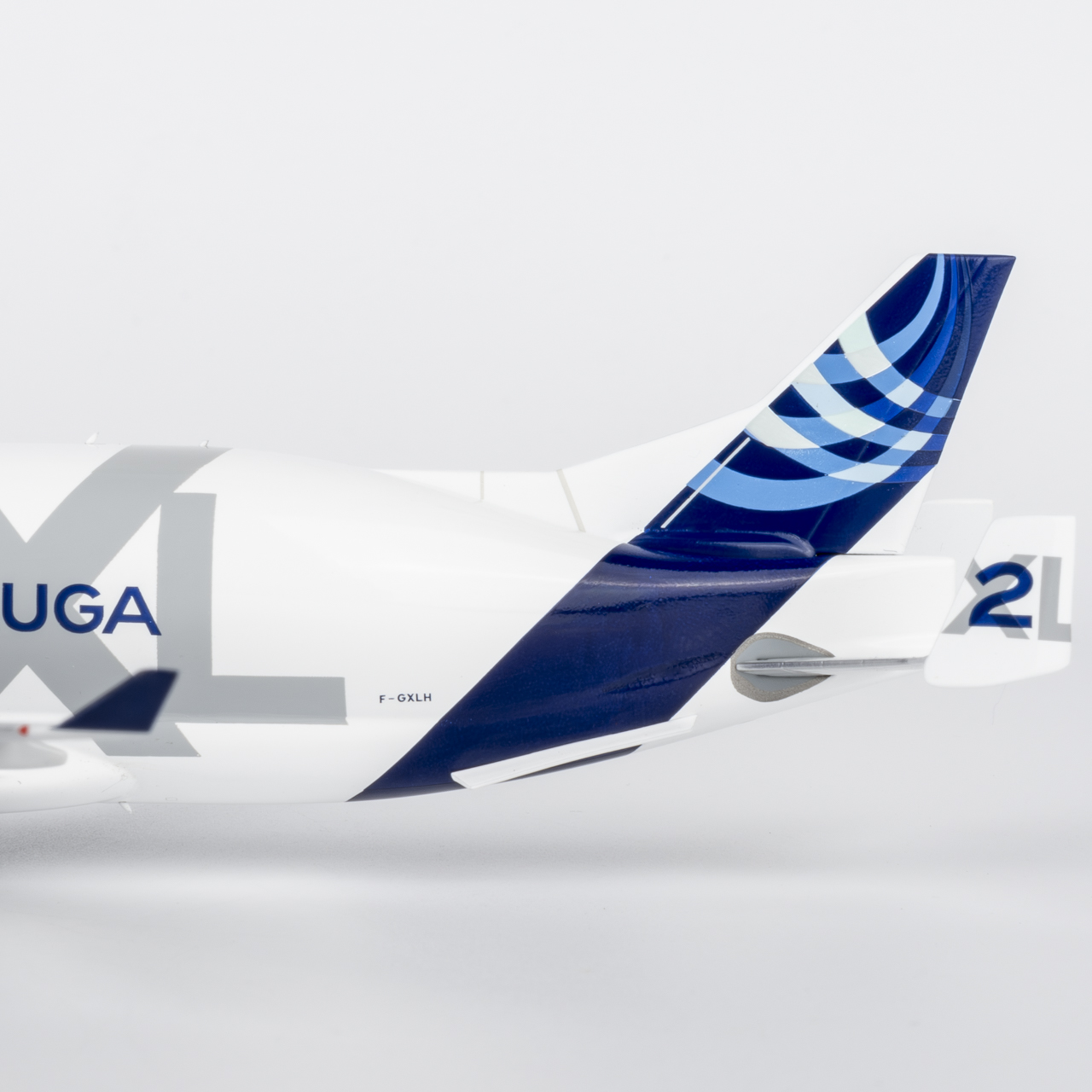 NG Models 1:400 Airbus Transport International F-GXLH Airbus A330-700 - Image 4