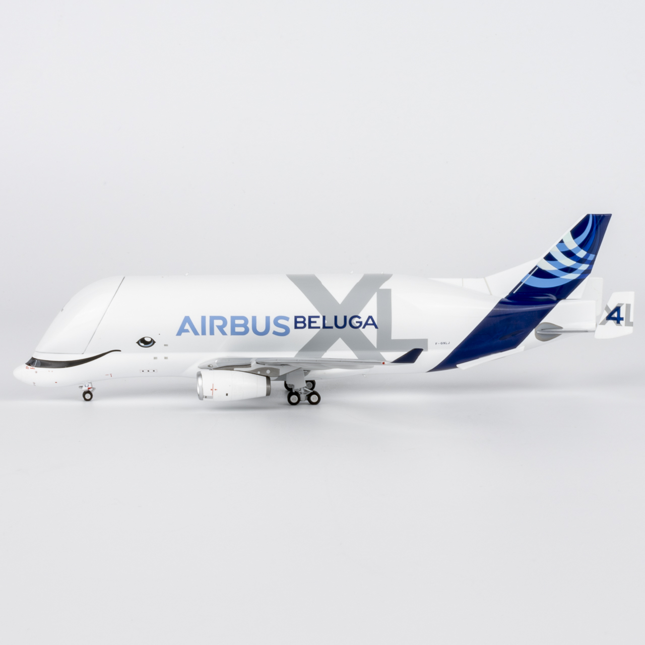NG Models 1:400 Airbus Transport International F-GXLJ Airbus A330-700 - Image 2