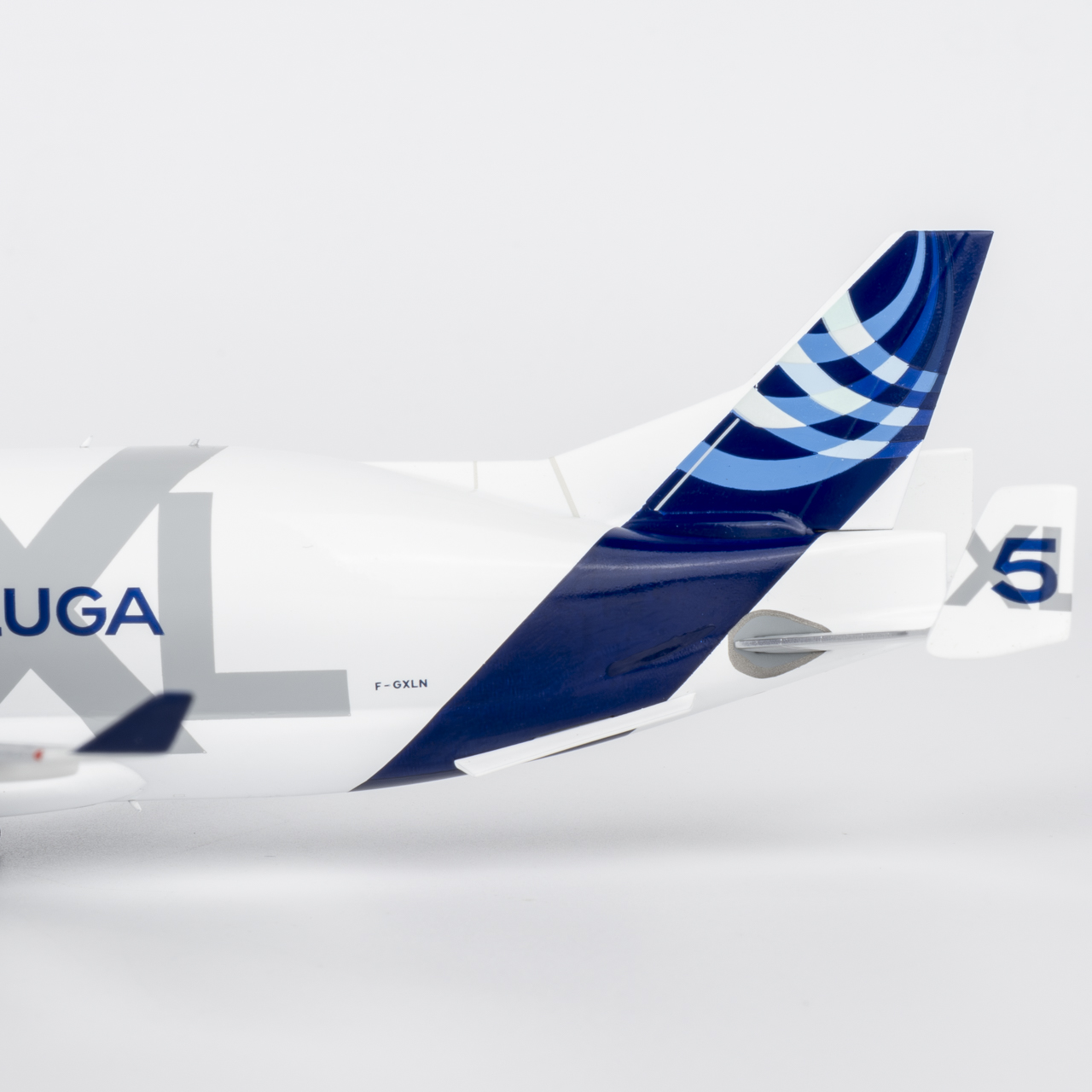 NG Models 1:400 Airbus Transport International F-GXLN Airbus A330-700 - Image 4