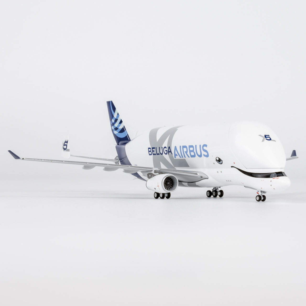 NG Models 1:400 Airbus Transport International F-GXLN Airbus A330-700 - Image 9
