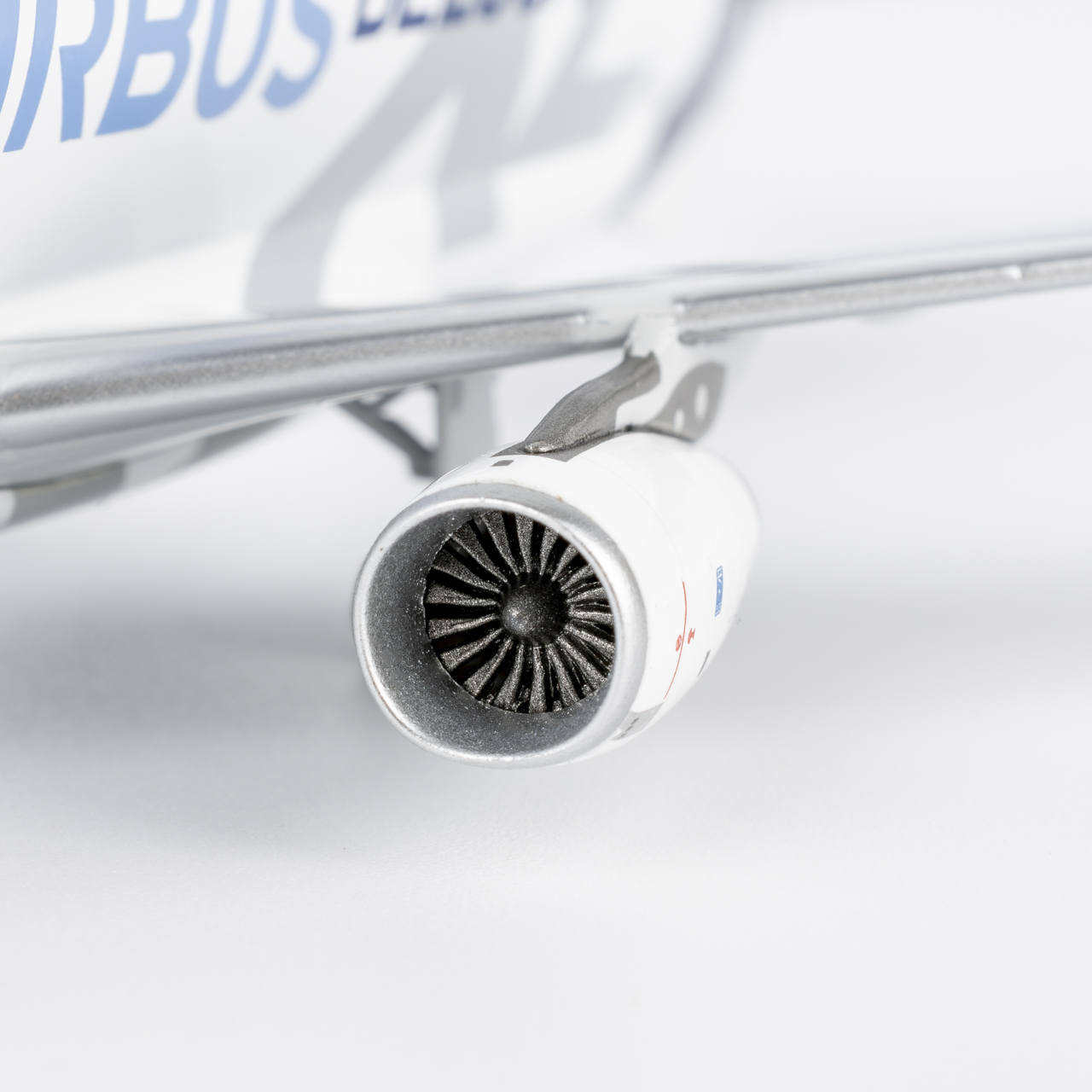 NG Models 1:400 Airbus Transport International F-WBXL Airbus A330-700 - Image 8