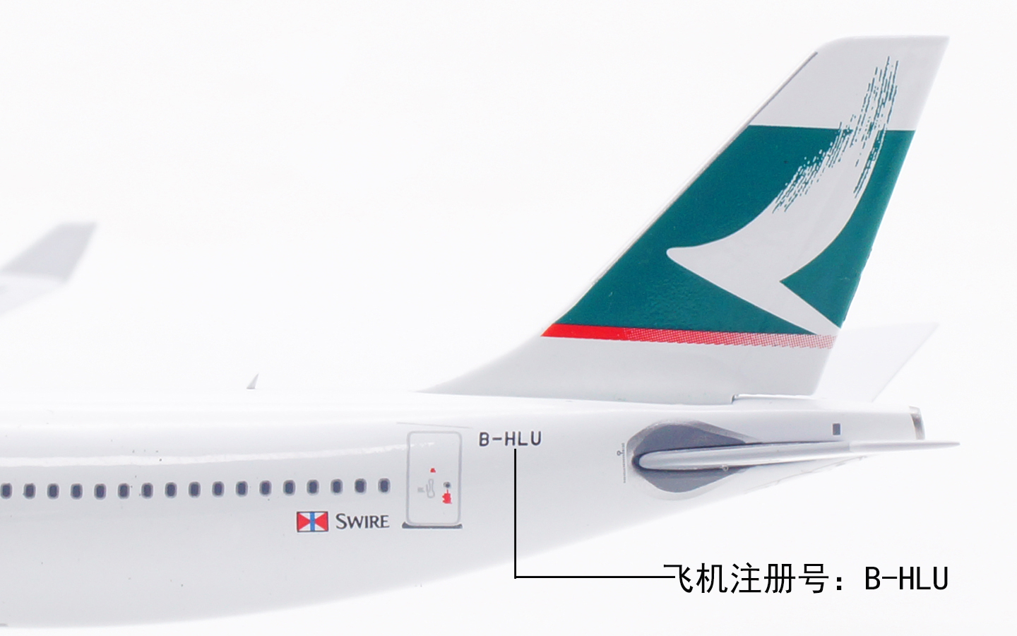 Aviation 400 1:400 Cathay Pacific Airways B-HLU Airbus A330-300 - Image 12