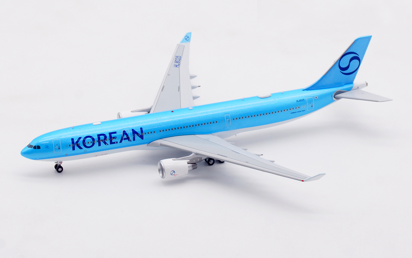 Aviation 400 1:400 Korean Air HL8025 Airbus A330-300 - Image 4
