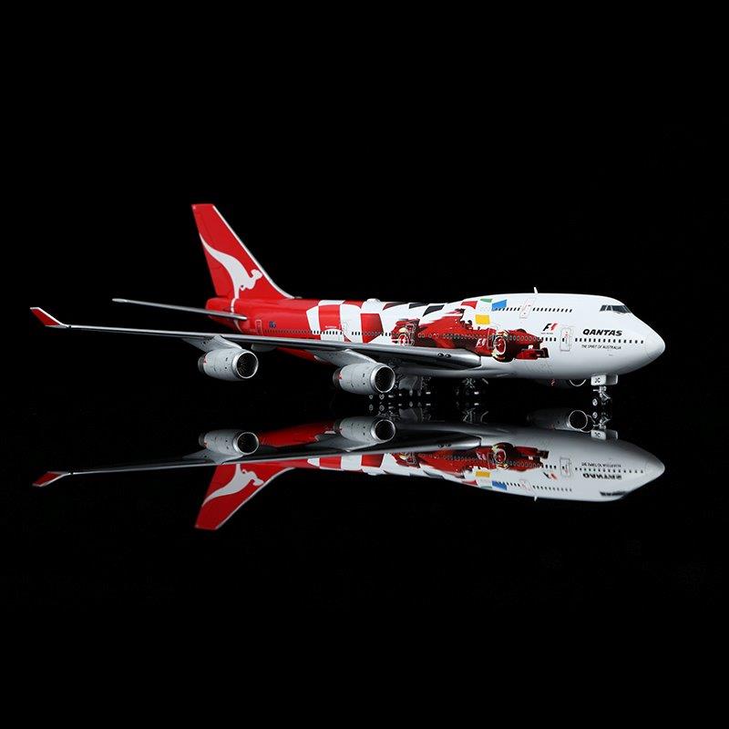 HX Models 1:400 Qantas Airways VH-OJC Boeing 747-400