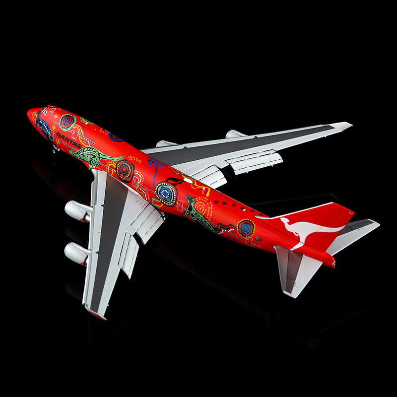 HX Models 1:400 Qantas Airways VH-OEJ Boeing 747-400 "FLAPS DOWN VERSION" - Image 7
