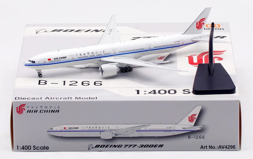 Aviation 400 1:400 Air China B-1266 Boeing 777-300 - Bedfordshire