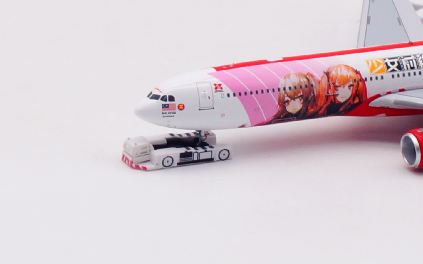 Aviation 400 1:400 Air Asia X 9M-XXB Airbus A330-300 - Image 12