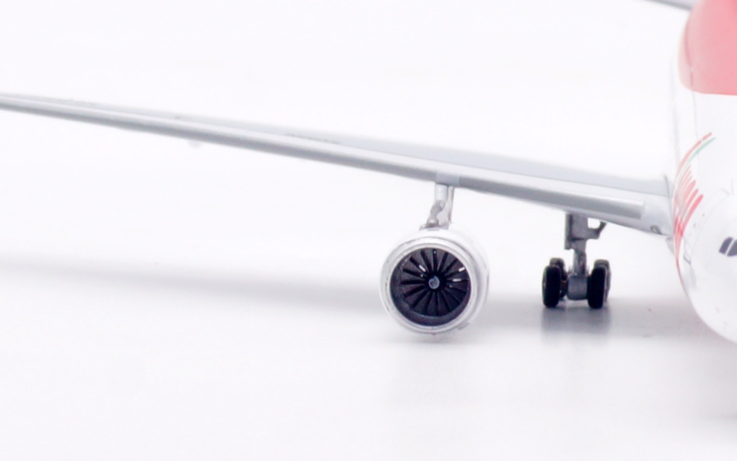 Aviation 400 1:400 T'Way Air HL8560 Airbus A330-300 - Image 13