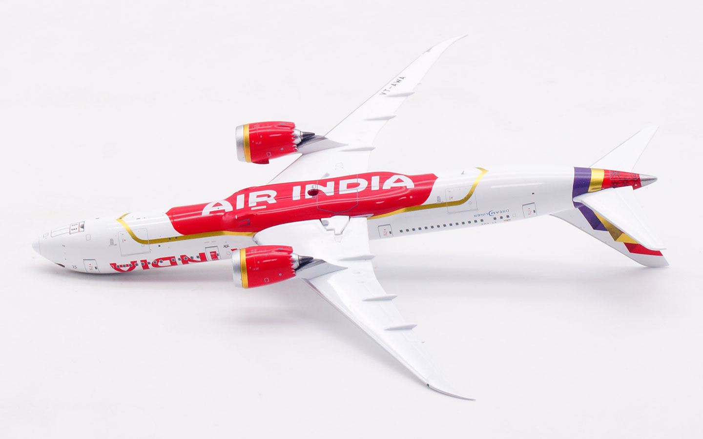 Aviation 400 1:400 Air India VT-AWA Boeing 787-9 - Image 7